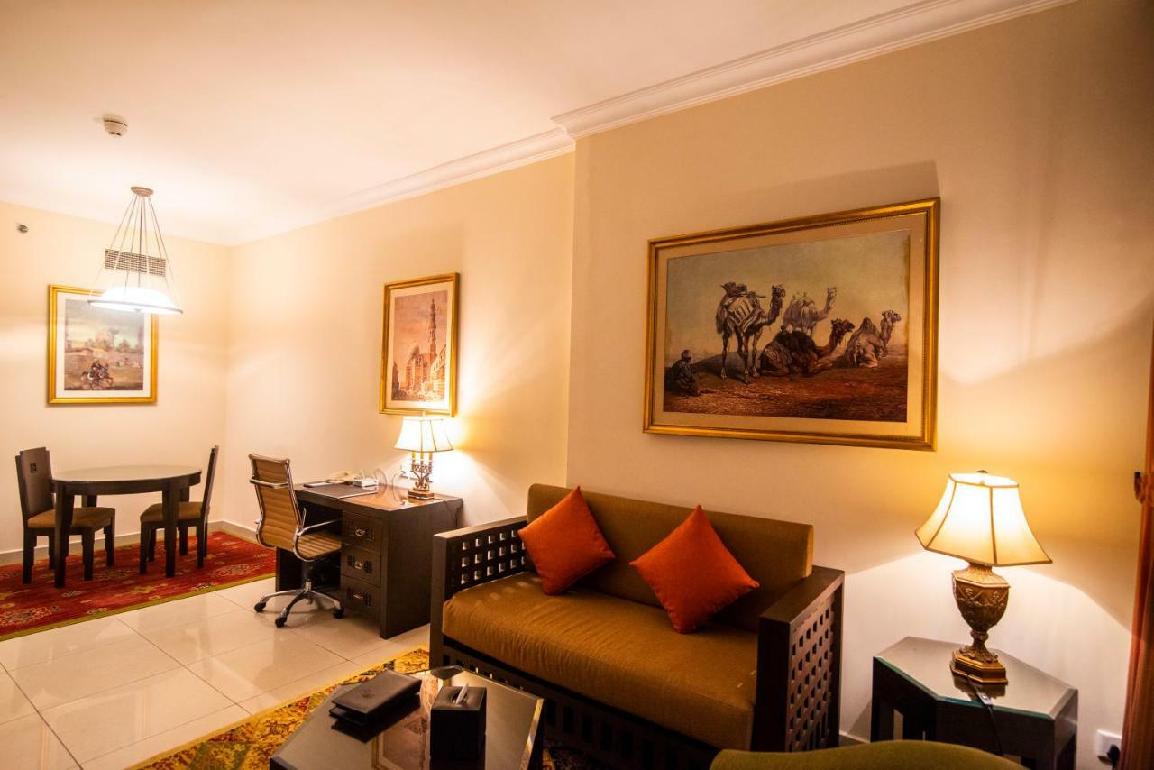 Mercure Hotel Apartments Dubai Barsha Heights Esterno foto